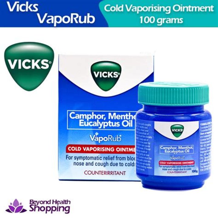 Can I leave Vicks in my hair?