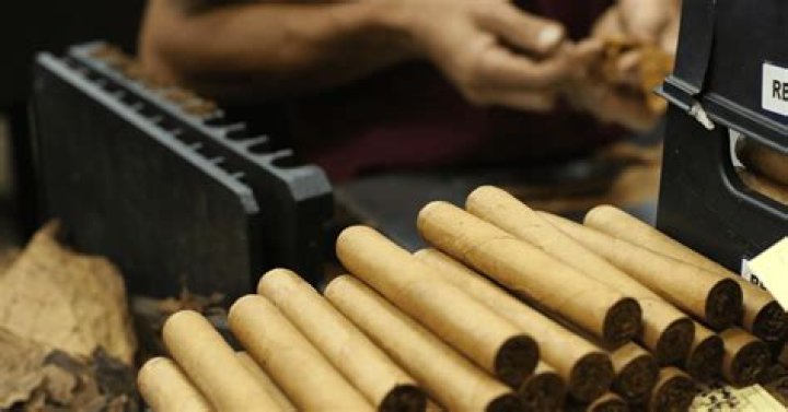 Can you legally bring Cuban cigars into US?