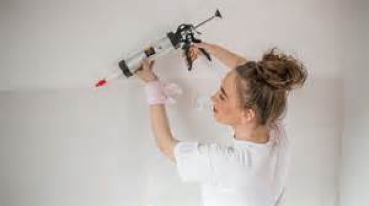 How long does caulk last?