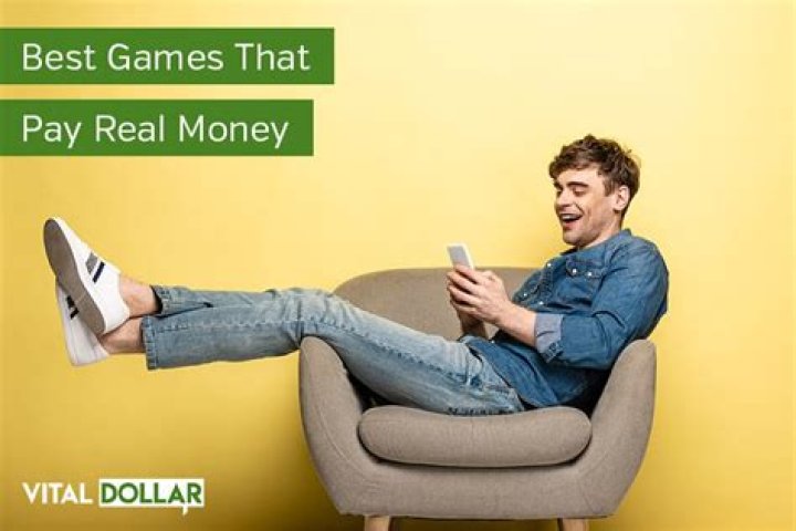 What game makes the most money 2020?